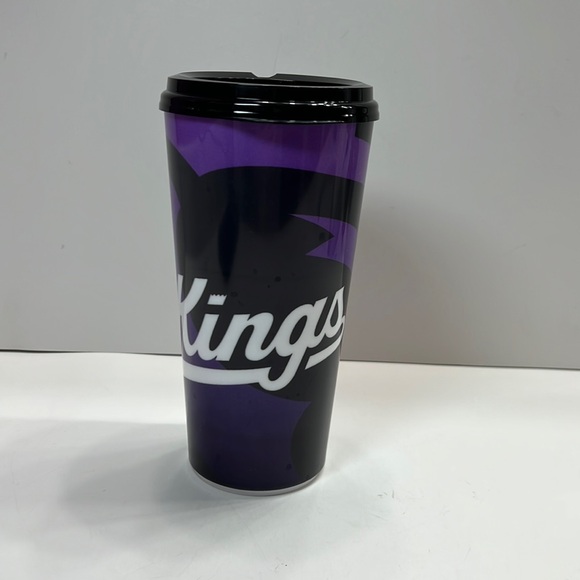 Sacramento “Kings” cup - Picture 1 of 4